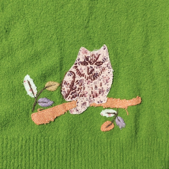 Delia*s green owl sweater - Picture 5 of 5